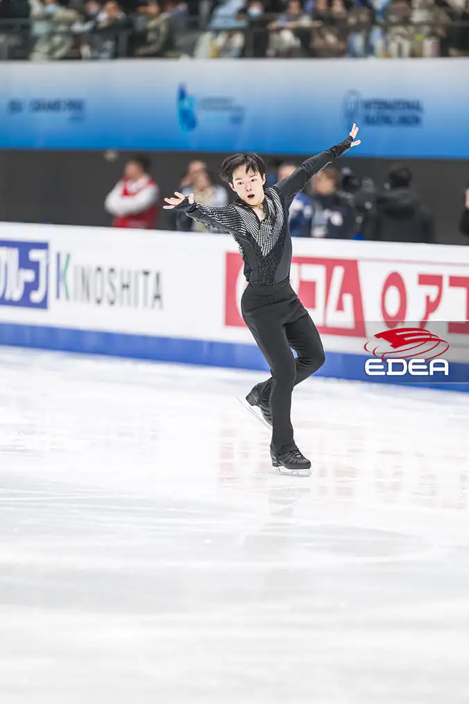 Ice Gallery Skates U.S.